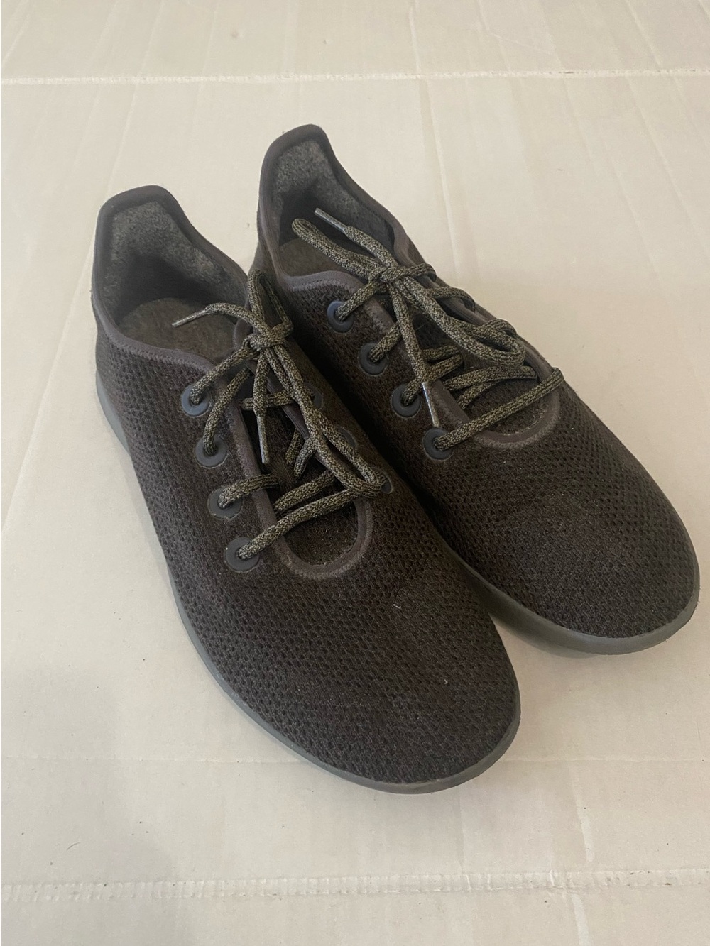 Allbirds Men's Lightweight Gray Blue Knit Lace-Up Sneakers Size 11